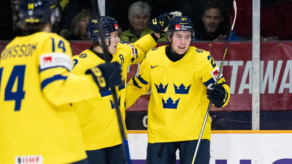 David Granberg prickade in 4–1-målet för Sverige knappt fem minuter in i mittperioden.
