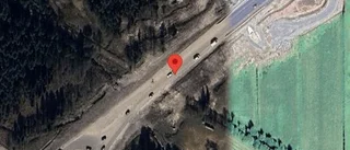 Stopp på E4 på grund av trafikolycka med en personbil