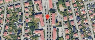 Större olycka på väg 53 – ett körfält blockerat