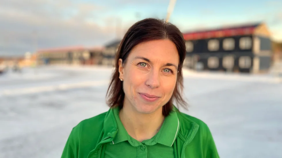 Charlotte Forsberg, butikschef Coop Sävast, kan inte utesluta schemaändringar för personalen eller nyanställningar när de 700 stålverksarbetarna har flyttat in.