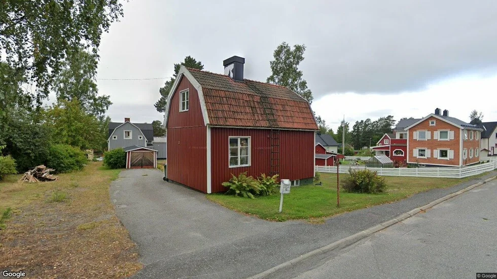 Hyttgatan 12