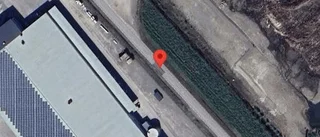 Större trafikolycka på väg 505 – ett körfält blockerat