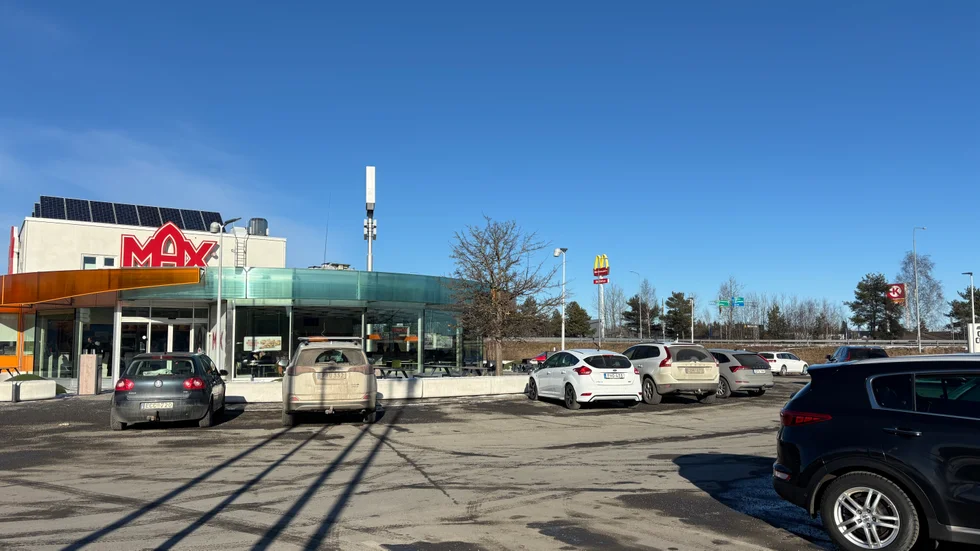Max i Enköping var välbesökt vid lunchtid dagen efter Aftonbladets avslöjande om allvarliga hygienbrister.
