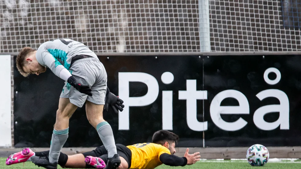 Conor O'Keefe och hans Piteå IF föll i träningsmatchen borta mot Umeå FC med 1–3.