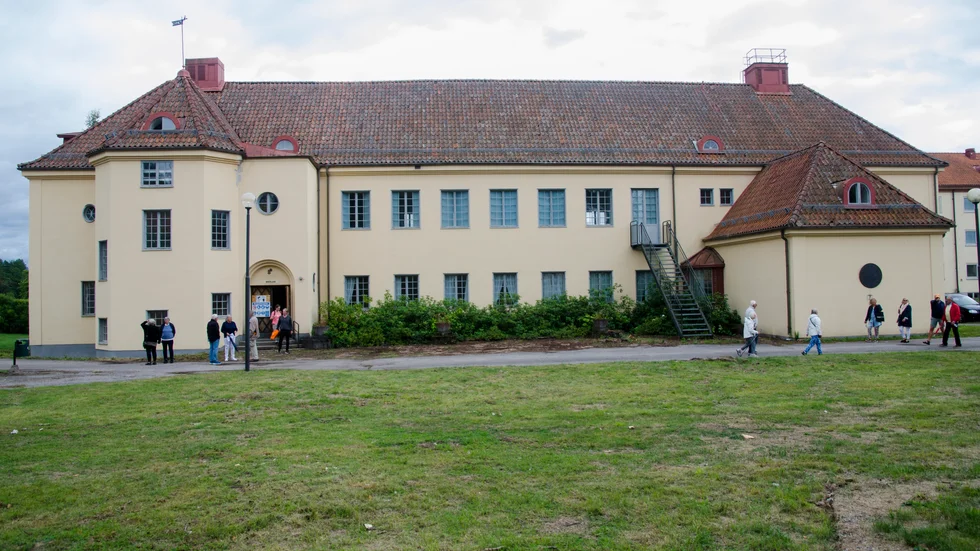 Skolbyggnaden på Solbacka kan nu åter öppnas upp för elever som vill gå på internatskola.