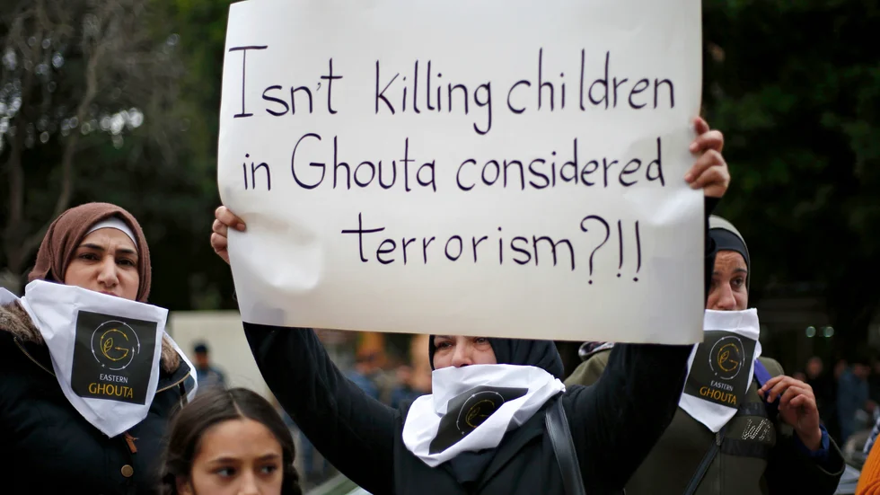 Det har gått åtta år sedan saringasattacken i Ghouta, öster om Damaskus. Nu inleds en svensk förundersökning om folkrättsbrott. Arkivbild.