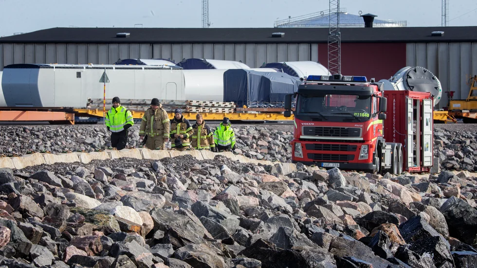 Oljeläckage i Piteå hamn.