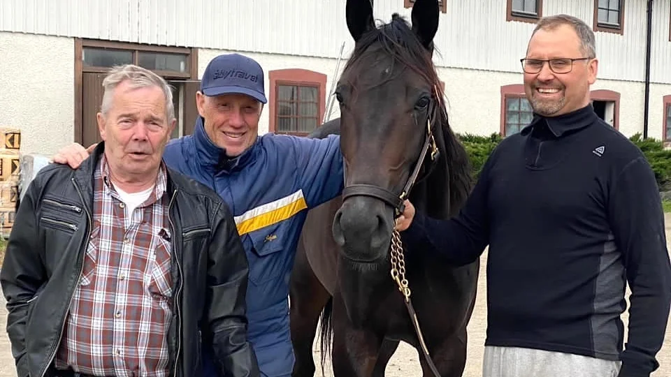 Polar Operation gör sin första start för Jens Eriksson i V75 på Skellefteåtravet.