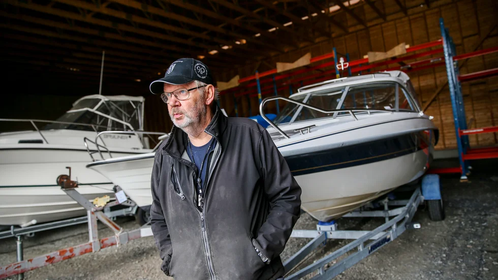 "Domen kom som en chock. Vi har inte tagit ställning om vi kommer att driva målet vidare", säger Erik Finni tre dagar efter dråpslaget i Mark- och miljödomstolen. 