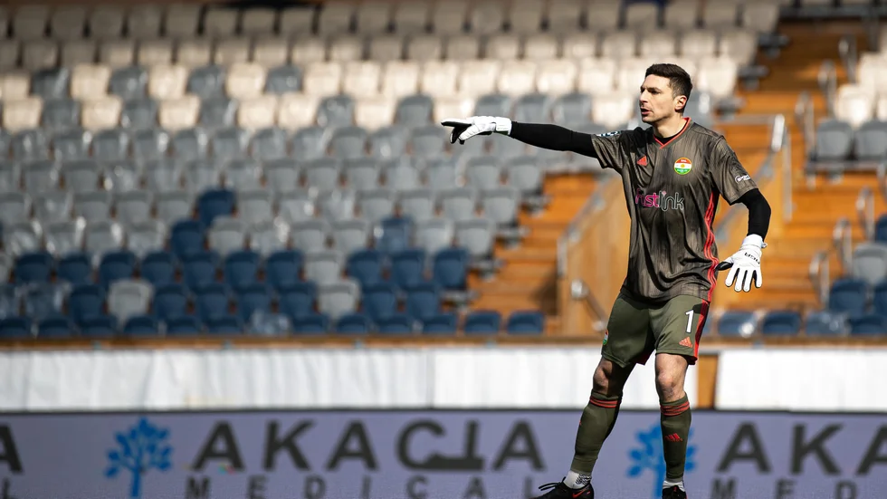 Jonathan Viscosi räddade en straff för Dalkurd mot Sylvia men i nästa match är han avstängd.