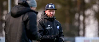 Tränaren bryter tystnaden efter degraderingen: "Det har varit otroligt ansträngt oss emellan"