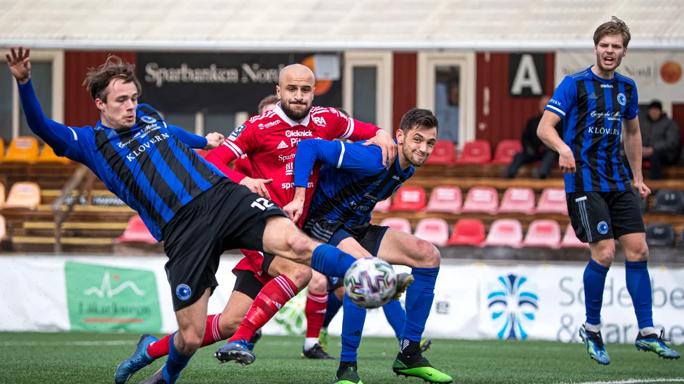Pashang Abdulla hade tajt markering på sig hela matchen, men till slut hittade han luckan och kvitterade för Piteå.
