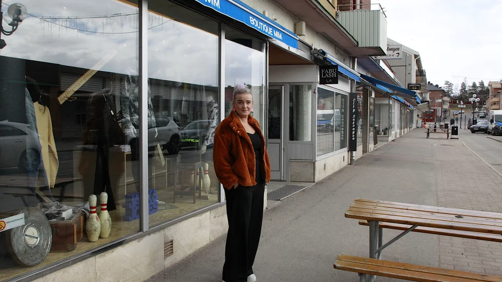 Pernilla Öhlund längtade till ett vanligt jobb efter alla kvällar och helger i restaurangbranschen. Men det blev snabbt tröttsamt. "Det är ju det här som är roligt och som jag är allra bäst på", säger hon om sitt nystartade företag.