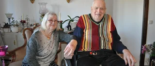 Östgötska paret firar uranbröllopsdag: "Henne ska jag ha"
