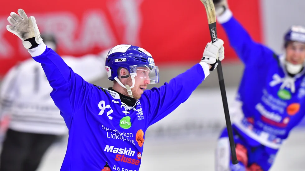 Villas Petter Björling blev tvåmålsskytt i finalen mot AIK.