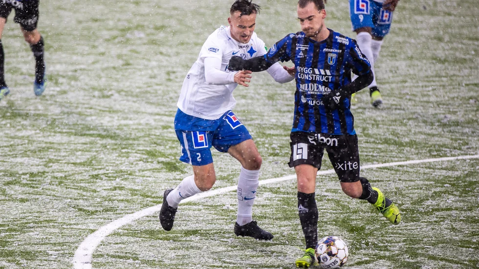 Snön vräkte ner hela matchen och Henrik Castegren och IFK fick en udda allsvensk premiär.