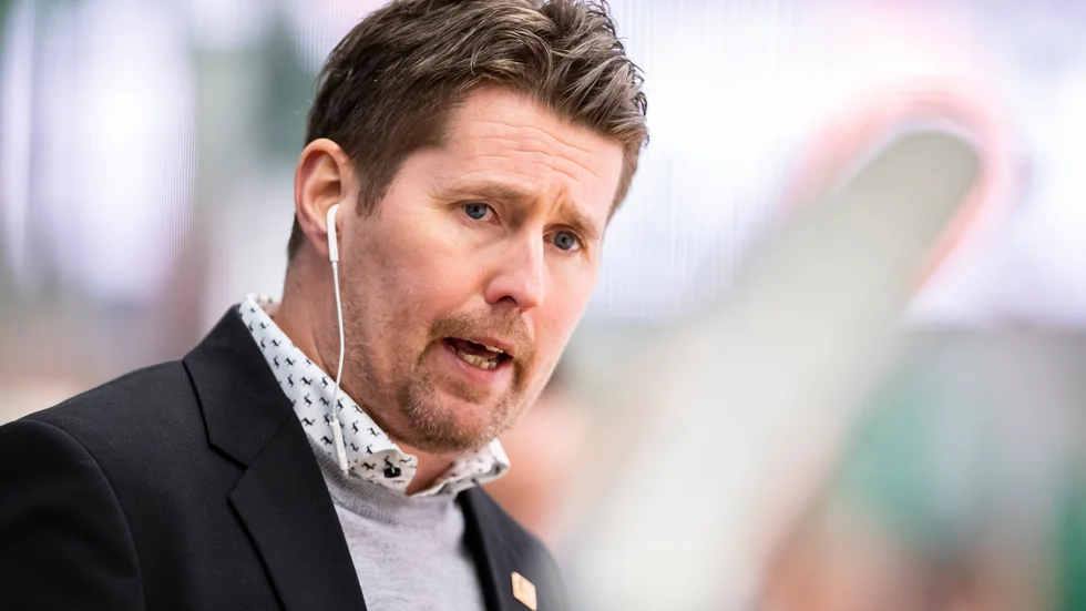 Stefan Klockare har varit rykternas man. AIK-tränaren kan vara på väg bort efter 20 år i föreningen.