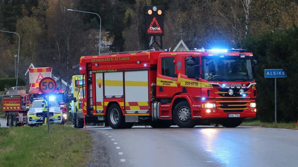 Två epa-traktorer kolliderade med varandra norr om Knivsta under onsdagseftermiddagen.