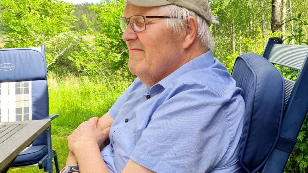 Thomas Tjäderhane, Oxelösund, har avlidit vid 71 års ålder.