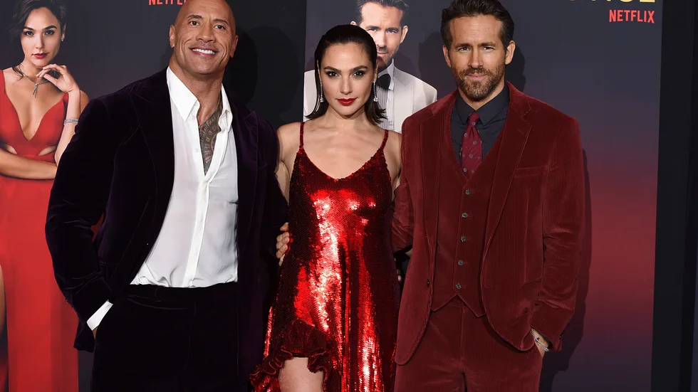 Dwayne Johnson, Gal Gadot och Ryan Reynolds under Los Angeles-premiären av "Red notice". Arkivbild.