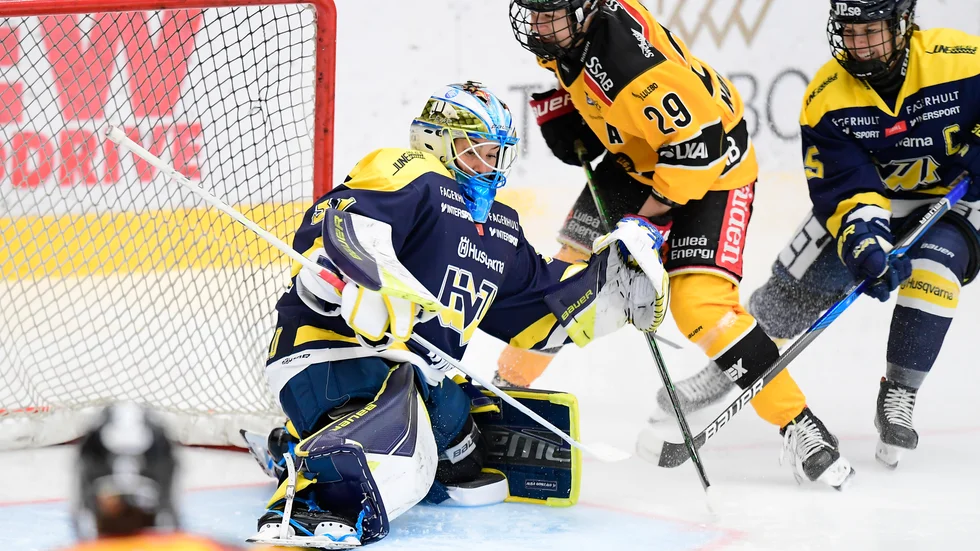 Emma Nordin (29) ska åter dra på sig Luleåtröjan. Arkivbild.