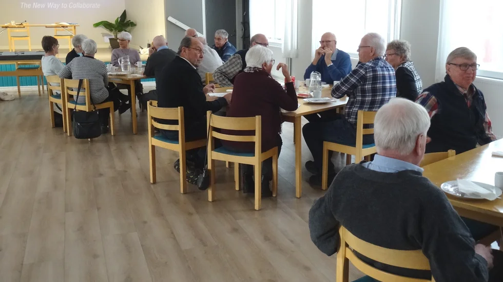 Medlemmarna intog en god måltid som bestod av palt med tillbehör. 