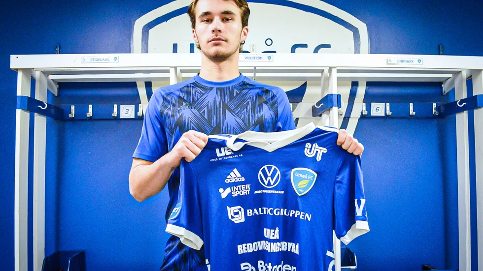 Isak Abrahamssons första tid i Umeå FC har varit tuff. Men nu ser han ut att gå mot comeback efter den efterhängsna höftskadan.