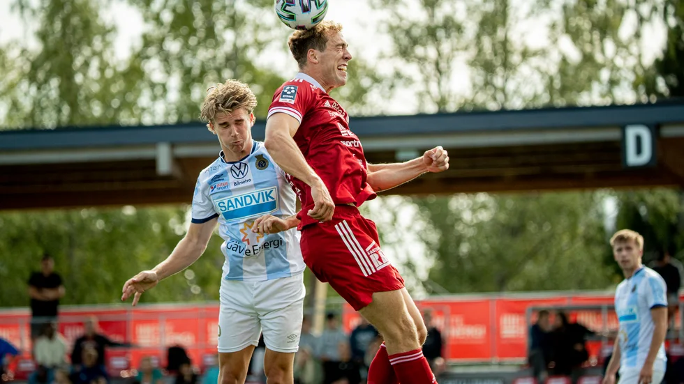 Marcus Hällström Fahlgren lyfter mot högre höjder i division ett-fotbollen