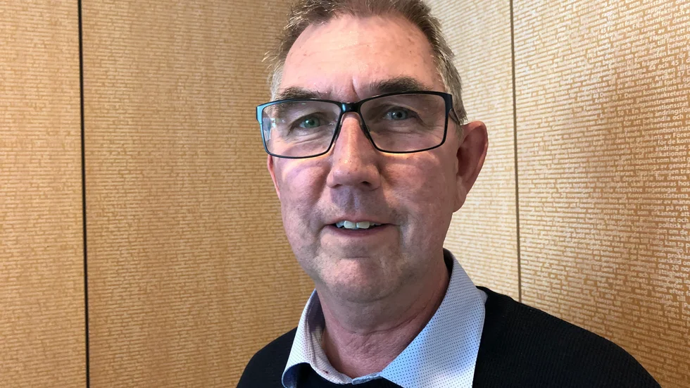 – Jag känner ett hugg och hur han vrider om. Sedan känner jag en fruktansvärt smärta, säger Bo Martinsson, det första offret vid Vetlandadådet.