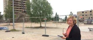 Nu rivs Malmbergets landmärke • Folk vallvärdar för att få en sista glimt av Focushuset