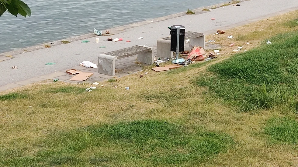 Strandpromenaden måndag morgon.