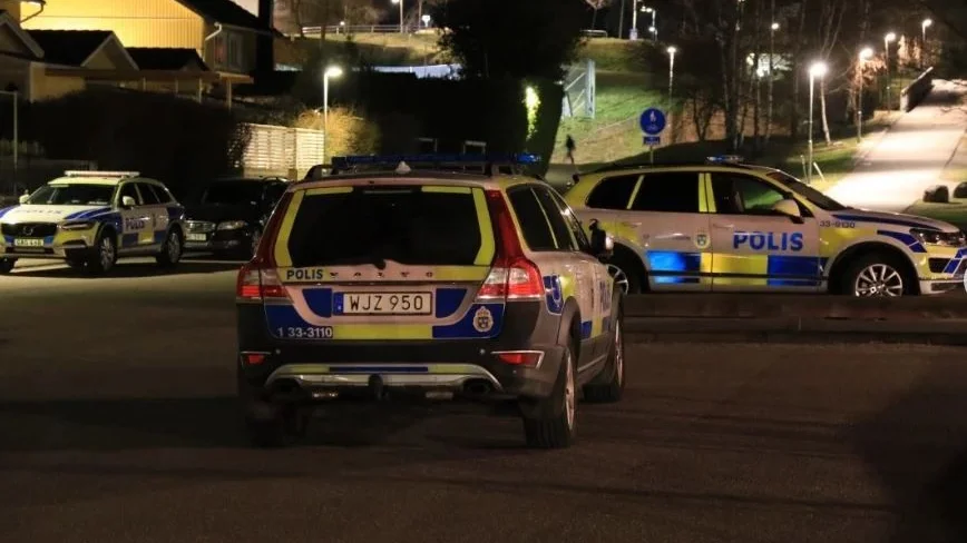 Det var i våras, den 18 april, omkring kl 20 på kvällen som ett larm inkom om att man skjutits i stadsdelen Valsta i Märsta.