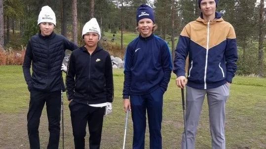 Piteå Golfklubbs bidrag i länsmatchen: Tim Boström, Fred Åberg, Lucas Boman och Erik Romell.
