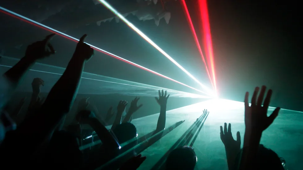 Fem misstänkta narkotikabrott upptäcktes vid ravefesten utanför Gällivare.