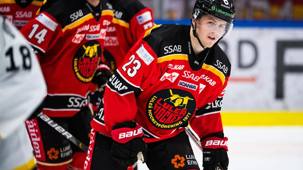 Jesper Sellgren kan hamna i Frölunda, uppger Expressen.