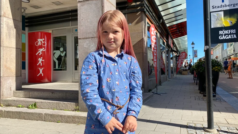 Amelia Karlsson, 6 år, Piteå: "Jag ska till pappa i Degerängen."