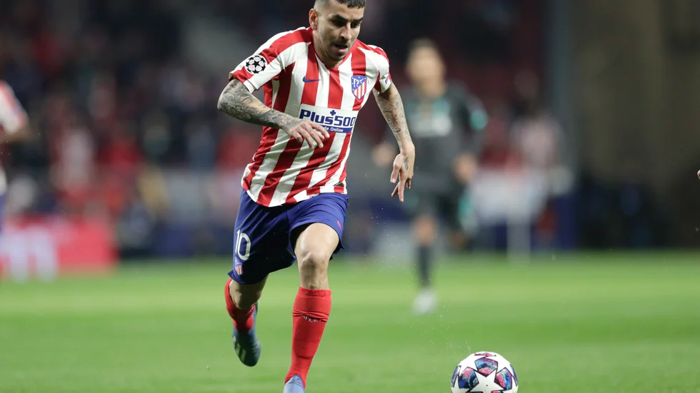Angel Correa är en av de två spelare som har smittats med det nya coronaviruset, bekräftar Atlético Madrid. Arkivbild.