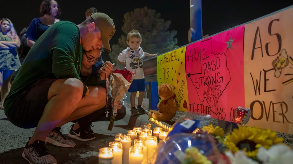 Minnesplats för offren för en masskjutning i El Paso i USA i augusti förra året. Arkivbild.