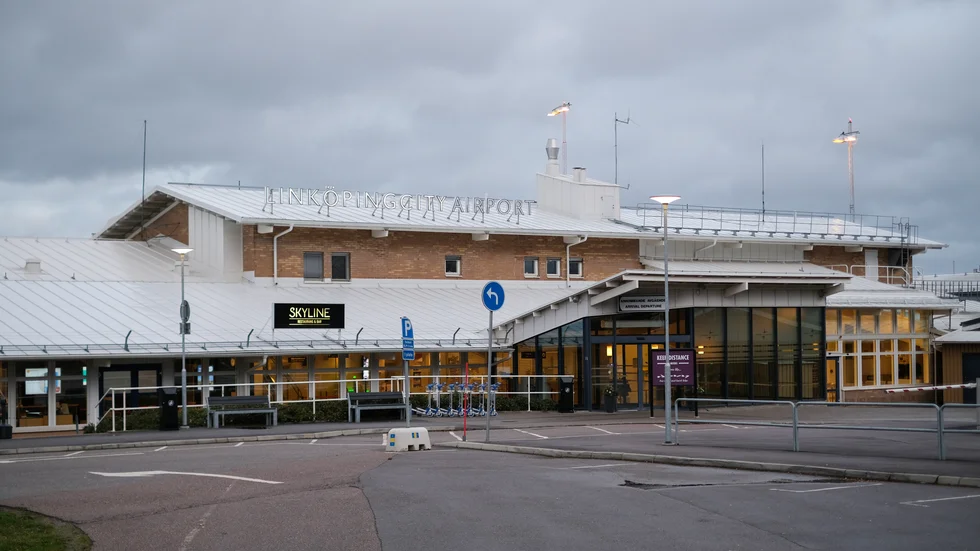 KLM gör uppehåll i flygtrafiken mellan Linköping och Amsterdam med anledning av pandemi-situationen.