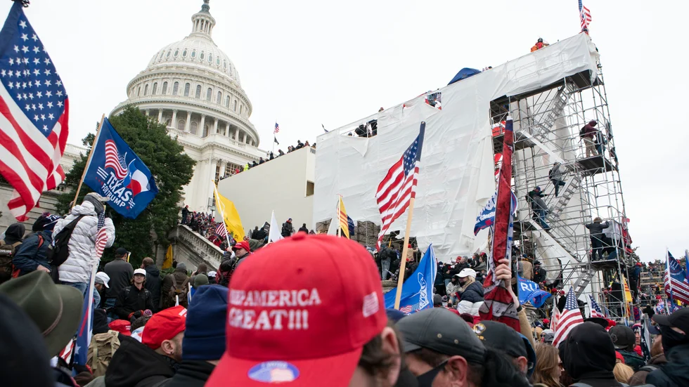Anhängare till USA:s president Donald Trump vid demonstrationen vid kongressbyggnaden Kapitolium i onsdags.
