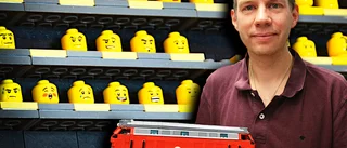 Han bygger frihetsgudinnan och London Bridge – i Lego