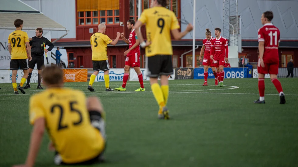 Det blev en tung förlust för Notviken när Piteå avgjorde matchen på sju minuter.