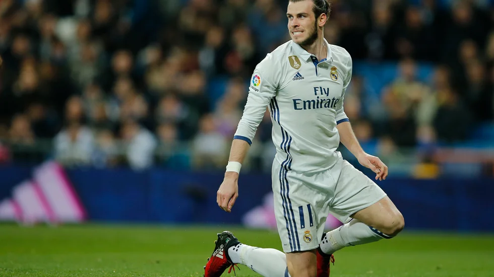 Gareth Bale grinar illa efter att ha blivit skadad igen. Det blev 34 skador under sju år i Real Madrid. Arkivbild.