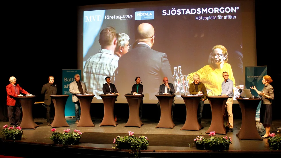 Jan Andersson (SD), Elias Hallén (Mp), Peter Karlberg (V), Elias Georges (S), Annelie Almérus (M), Kenneth Söderman (L), Jan Arvidsson (C) Erik Forslund (KD) och Lina Handberg.
