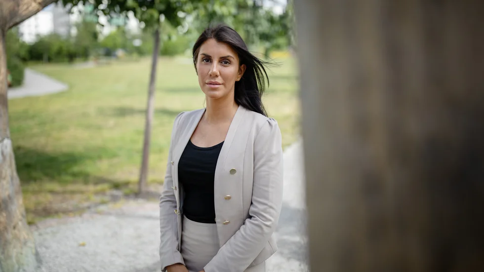 Negin Amirekhtiar, sakkunnig och utvecklingsledare vid det nationella kompetensteamet mot hedersrelaterat våld och förtryck.