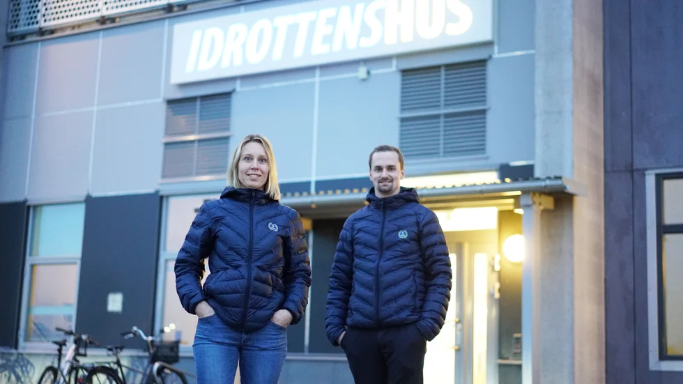 Lolita Bladh och Carl Blomqvist från RF-Sisu Östergötland ser ett behov av att ledare utformar idrottandet mer från barn och ungdomars perspektiv. 