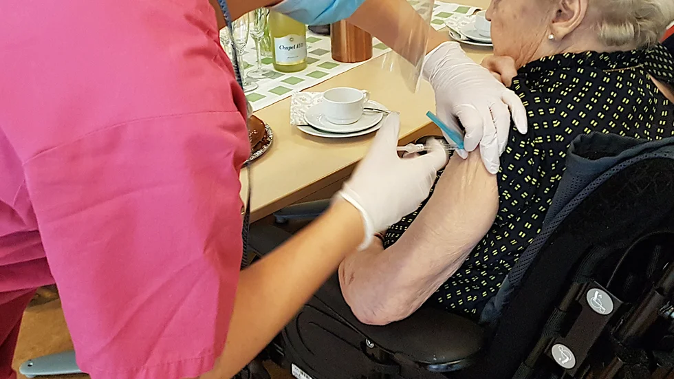 Läkemedelsverket larmar om att det förekommer många myter kring coronavaccinet.