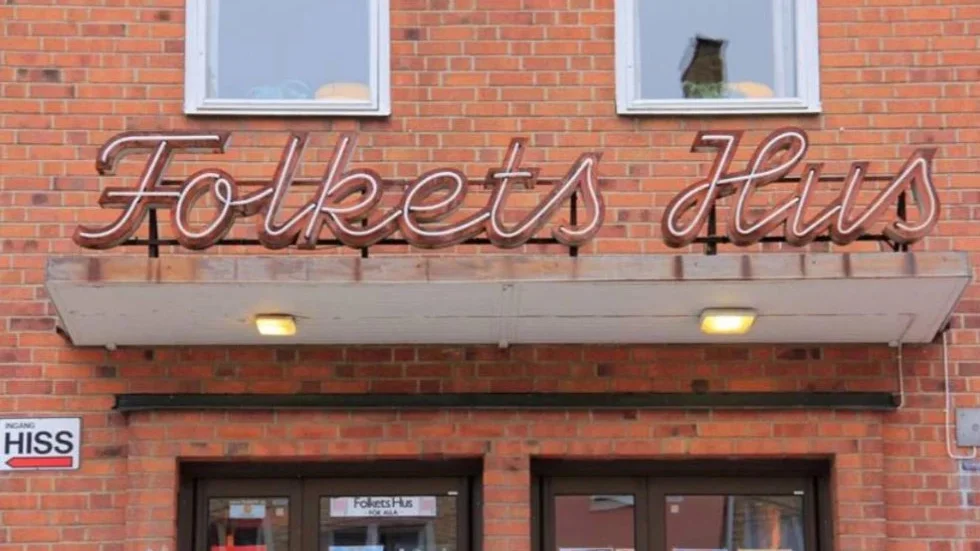 Sedan ett och ett halvt år tillbaka är nästan all verksamhet i Heby Folkets hus inställd.