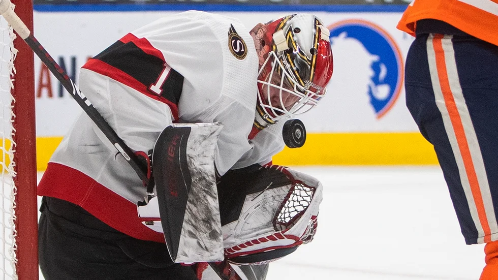 Marcus Högberg blev inbytt och fick släppa in fem puckar mot Edmonton.