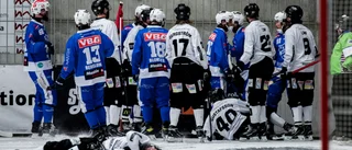 Siriustränaren rasar: Skulle vara 20 matcher